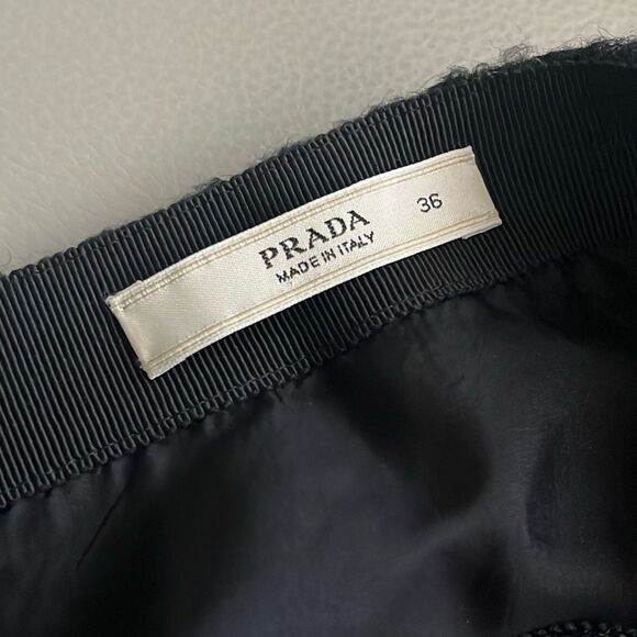 PRADA wool skirt Made in Italy Sz 36 - Picture 4 of 10